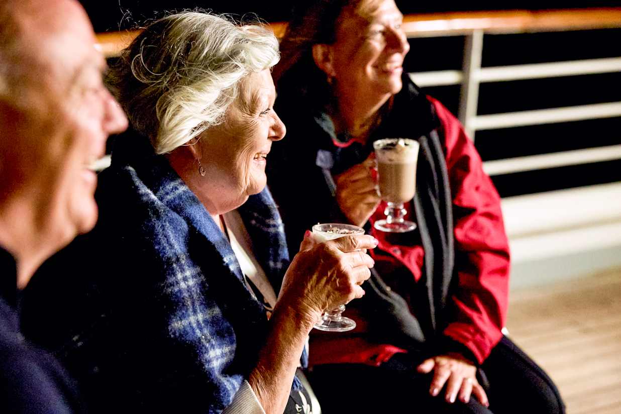 Stargazing with guests on board Borealis